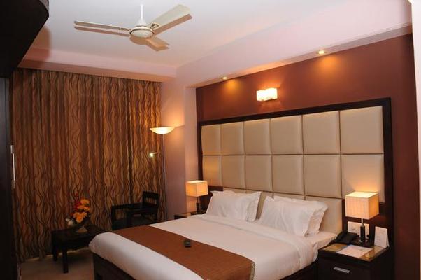 Hotel Valley Plaza
